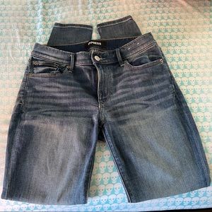 Amazingly Soft Mid-Rise Express Jeans